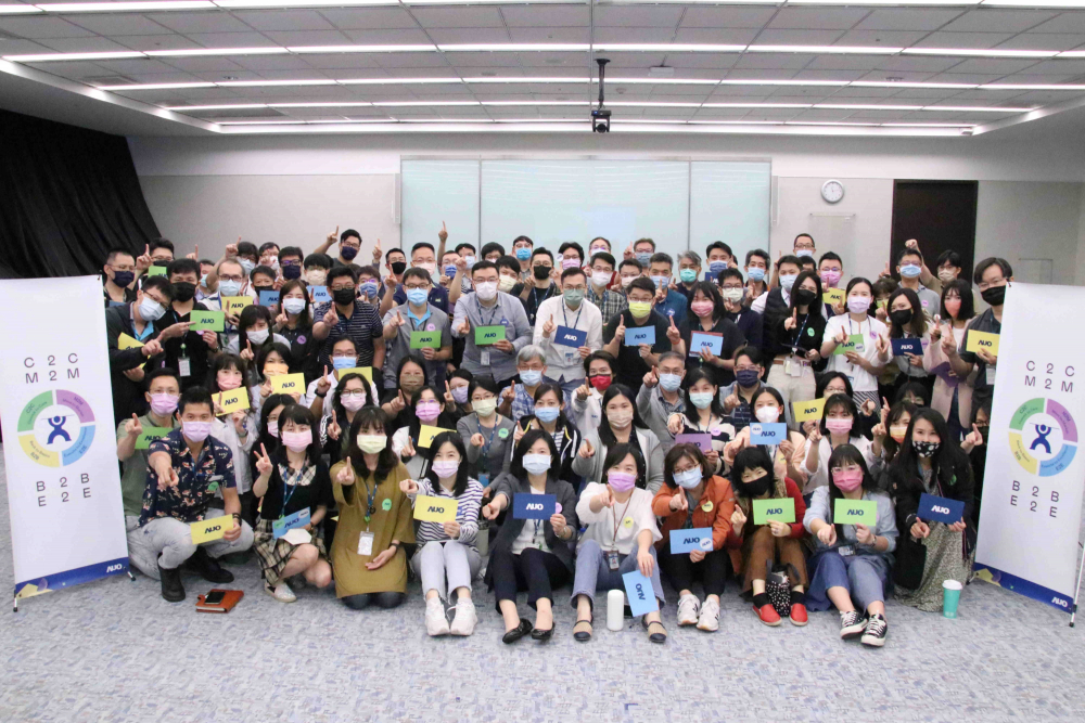 友達(dá)提供全球及集團(tuán)輪調(diào)機(jī)會(huì)，支持同仁持續(xù)進(jìn)修學(xué)習(xí)，致力為專業(yè)人才打造友善多元的職場(chǎng)環(huán)境