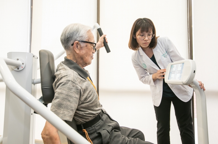 【雙連贍養(yǎng)中心】互聯(lián)網(wǎng)智慧照護(hù)方案 建構(gòu)優(yōu)質(zhì)銀發(fā)生活